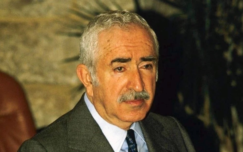Karami, asesinado en 1987 durante la guerra civil libanesa, sobresalió por la defensa de la soberanía nacional y la unidad del Estado. 