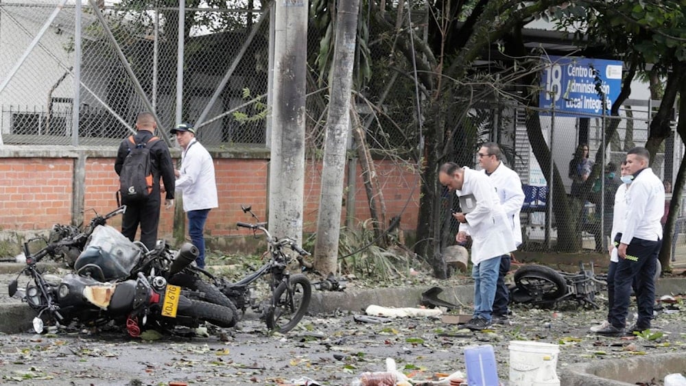 Reportan una serie de atentados con artefactos explosivos en Cali, Colombia.