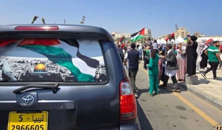 El convoy recibió una cálida acogida en Misrata y demostró la solidaridad del pueblo libio con la causa palestina.