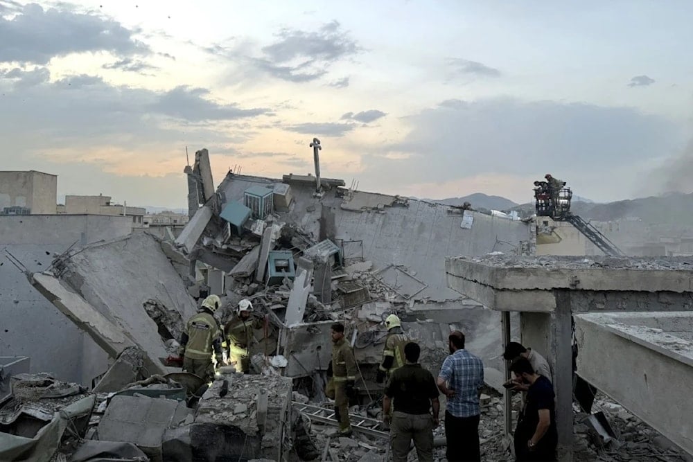 Consecuencias de la destrucción del ataque israelí contra Teherán, la capital iraní.