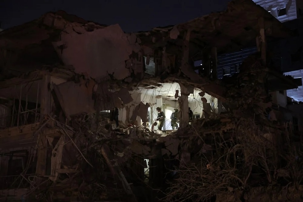 Edificio alcanzado por un misil disparado desde Irán en el asentamiento de Ramat Gan, cerca de 