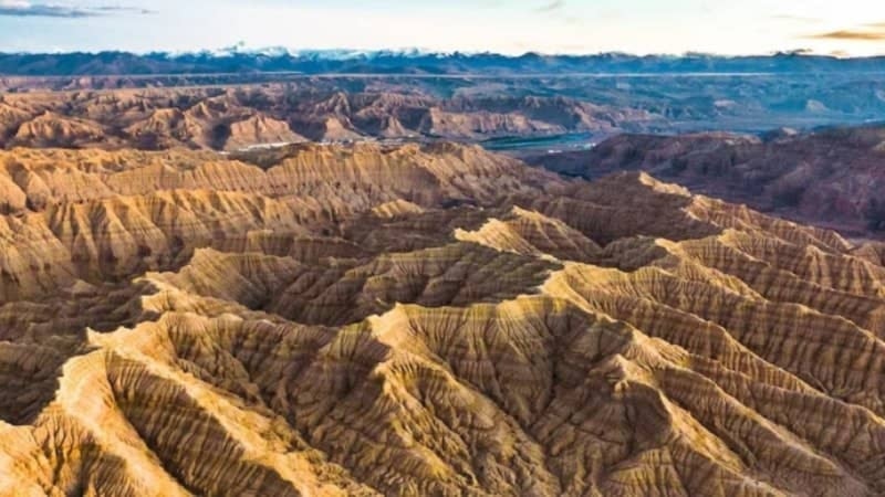 Descubren en Omán columna de calor ascendente desde la tierra
