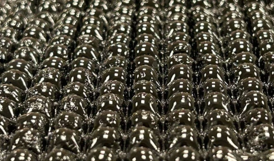 El dispositivo fue fabricado con un material de hidrogel absorbente. Foto: Tomada de New Atlas.