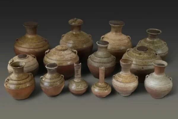Hallaron en China sepulcros de mil 800 años con tesoros