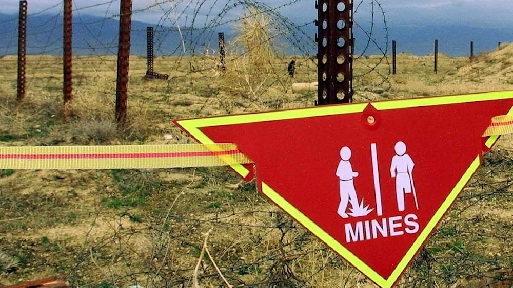Estas naciones planean minar zonas a lo largo de sus fronteras con Rusia para crear un 