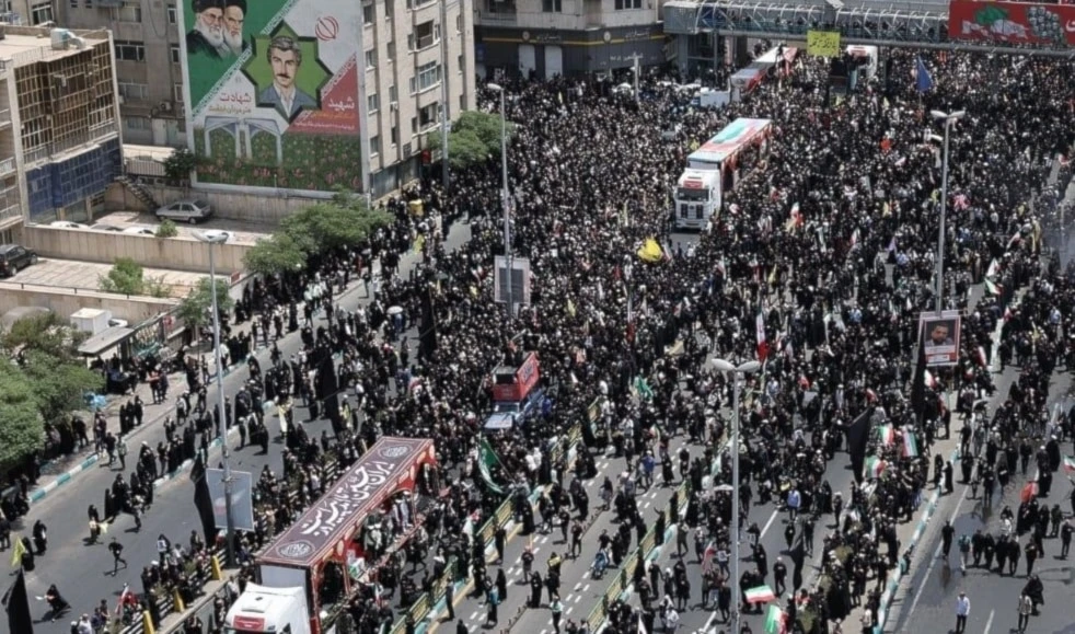 Del funeral de los mártires de la agresión israelí en la capital iraní, Teherán. 28 de junio de 2025 (Foto: Agencias)