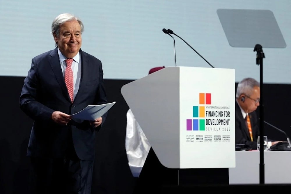 Guterres pronuncia discurso inaugural en la Conferencia sobre la Financiación para el Desarrollo. Foto: AFP