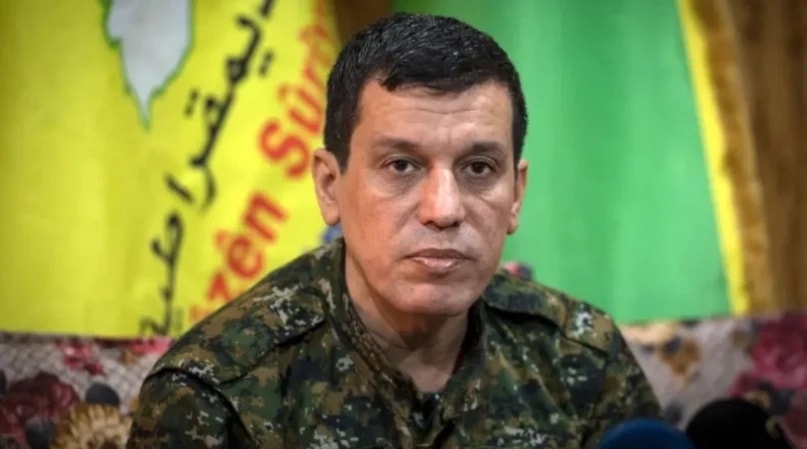 EE. UU. alentó al comandante de las FDS, Mazloum Abdi, a seguir las conversaciones con Turquía.