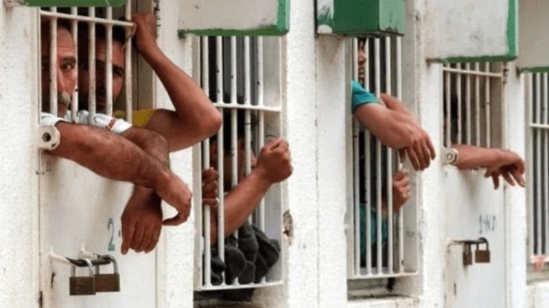 Prisioneros palestinos son torturados en cárceles israelíes.