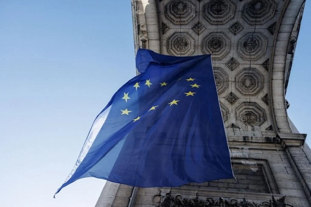 La bandera de la Unión Europea en el edificio de la presidencia belga del Consejo en Bruselas. Foto: AFP