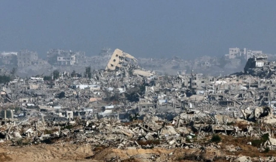 Escena de Gaza tras el bombardeo israelí. Escena de Gaza tras el bombardeo israelí.