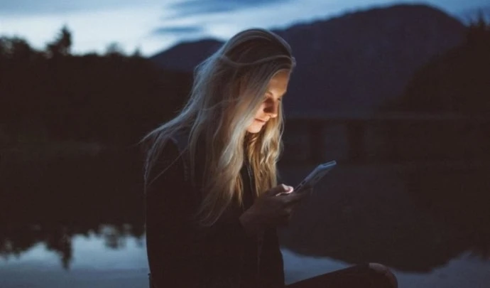 Vinculan la luz nocturna a mayor riesgo cardíaco