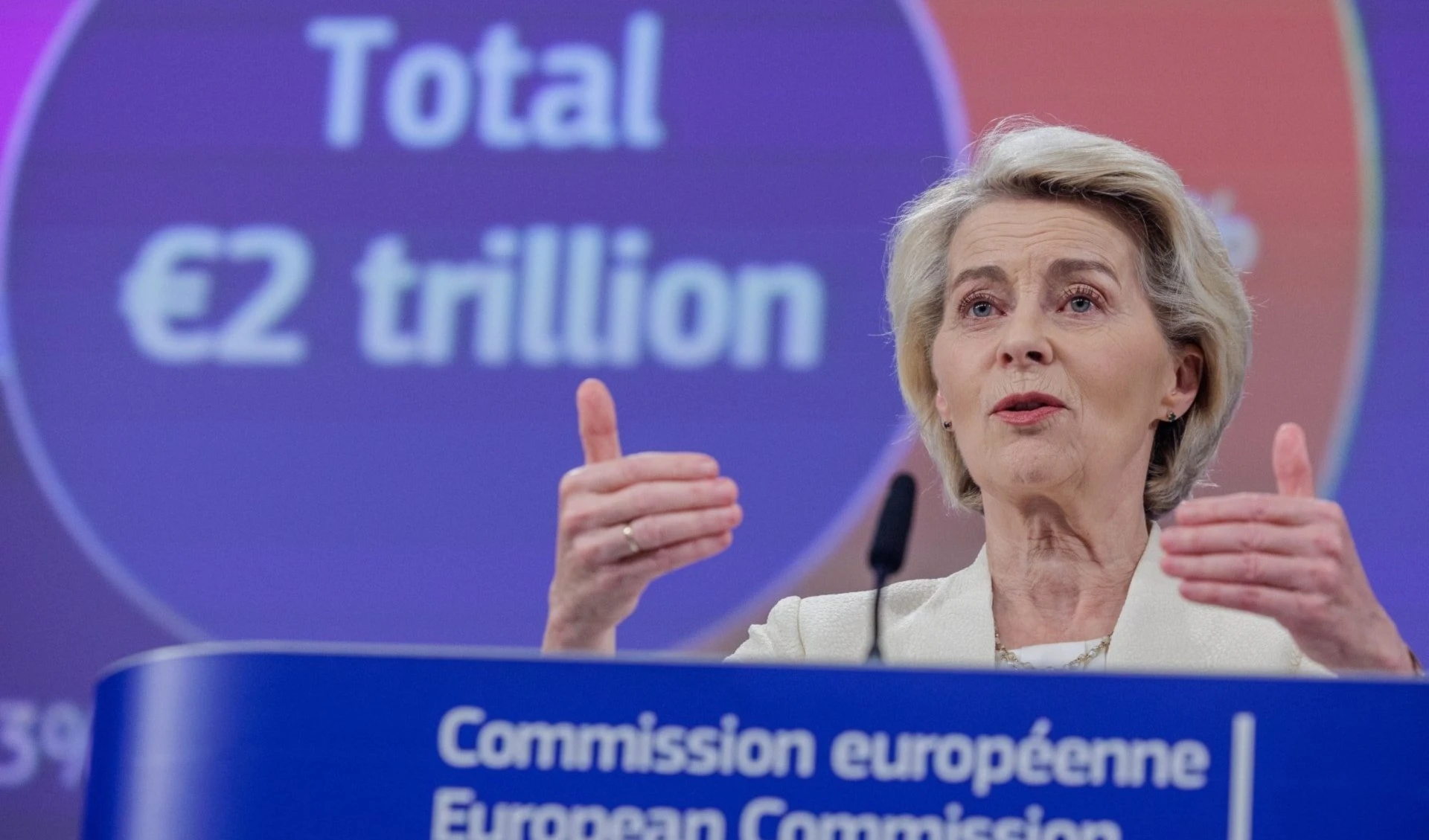 UE presenta presupuesto que incluye más dinero a Ucrania