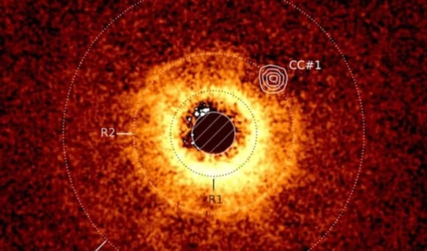 Primera imagen de un exoplaneta captada por el James Webb. Foto: Tomada de Independent