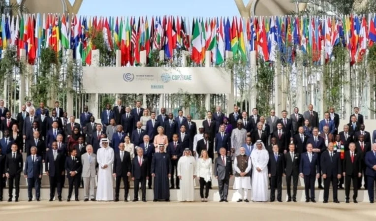 El conflicto inició en 2022, cuando Australia y Turquía presentaron solicitudes formales para albergar la cumbre.