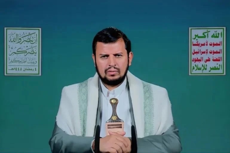 Al-Houthi responsabilizó a Estados Unidos por su participación directa en la agresión, al seguir abasteciendo a Israel con miles de bombas.
