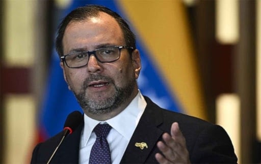 El canciller Yván Gil deunció la práctica criminal y forajida impropia de un Estado que pretende erigirse en defensor de libertades mientras pisotea los derechos de la infancia.