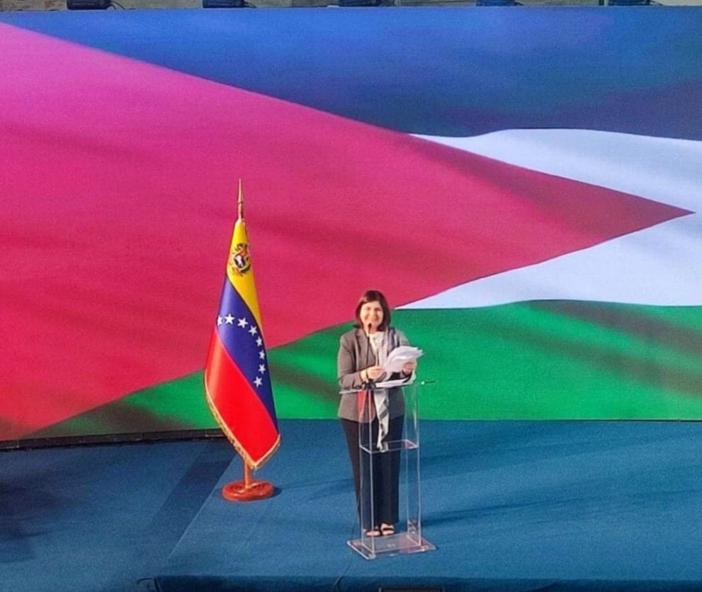 Wafica Ibrahim destacó  la resistencia del pueblo palestino frente al hambre y la violenciaa comunicación del Sur Global.