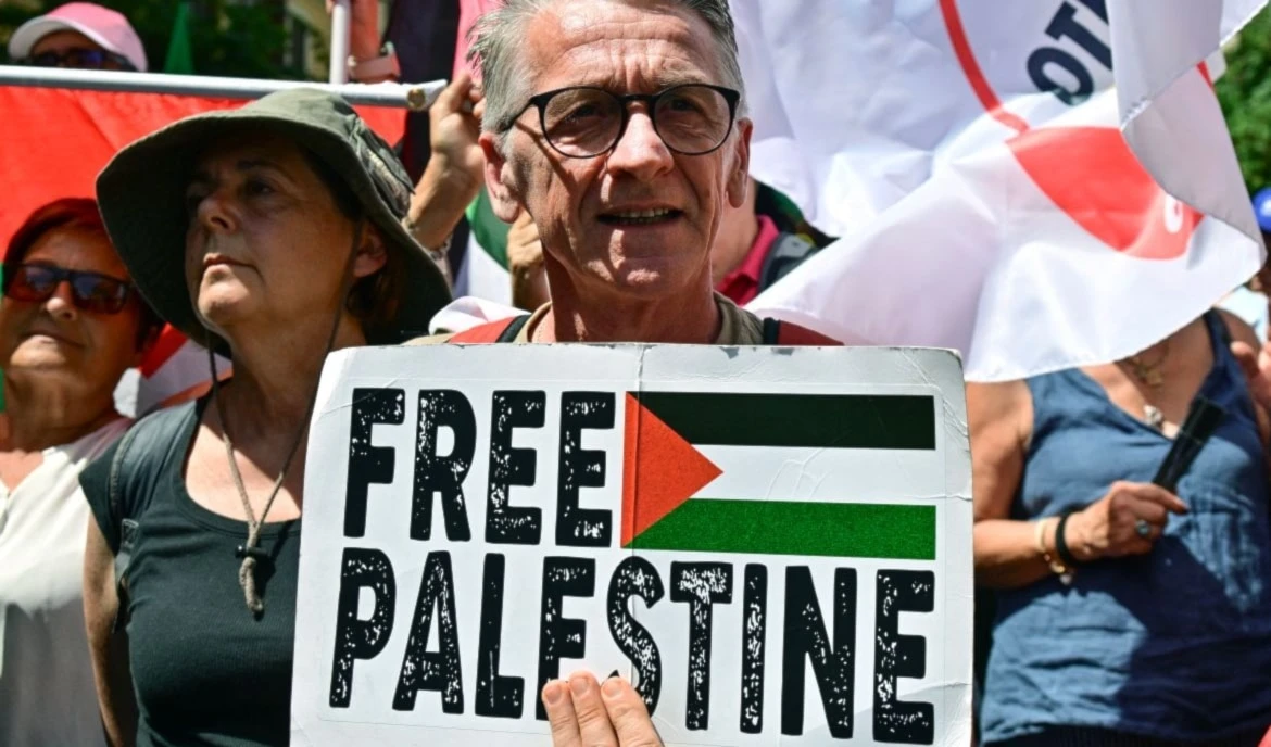 En junio pasado, miles de personas marcharon también en Roma en apoyo a Palestina. (Foto: AFP)