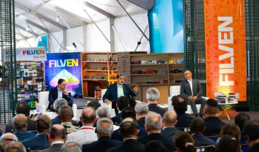 Maduro denuncia sionismo en apertura de Feria del Libro en Venezuela