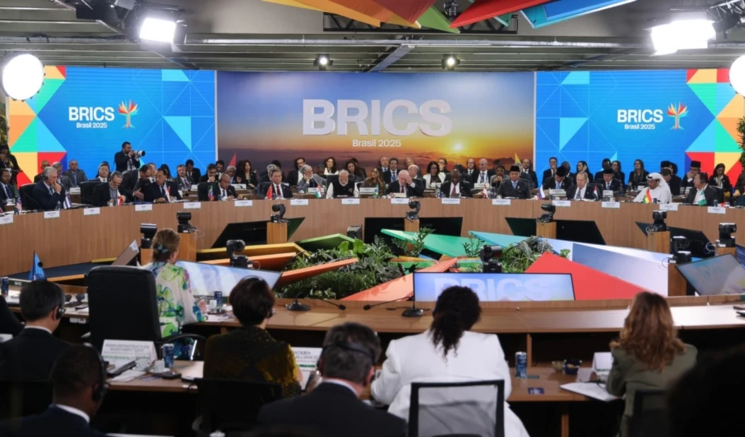 La sala plenaria de la cumbre de los BRICS, en Río de Janeiro, Brasil.