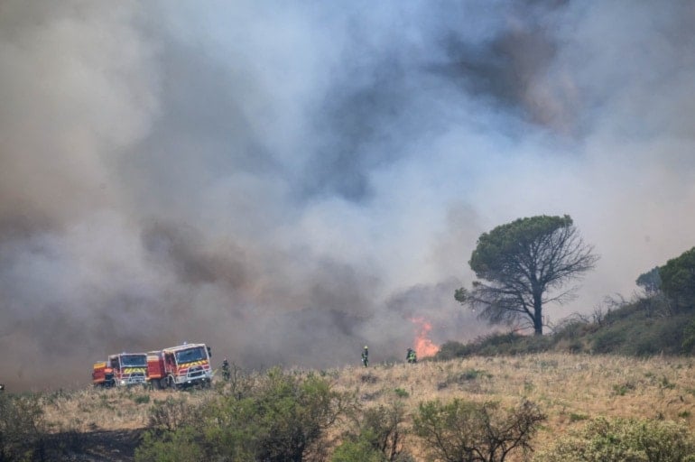 Incendios arrasan miles de hectáreas en el sur de Francia. Foto: AFP. 