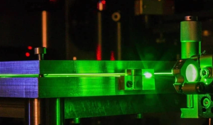 Científicos grabaron por primera vez la formación de un láser