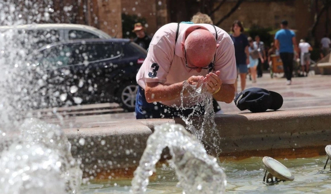 Infecciones de verano: riesgos comunes y cómo prevenirlos