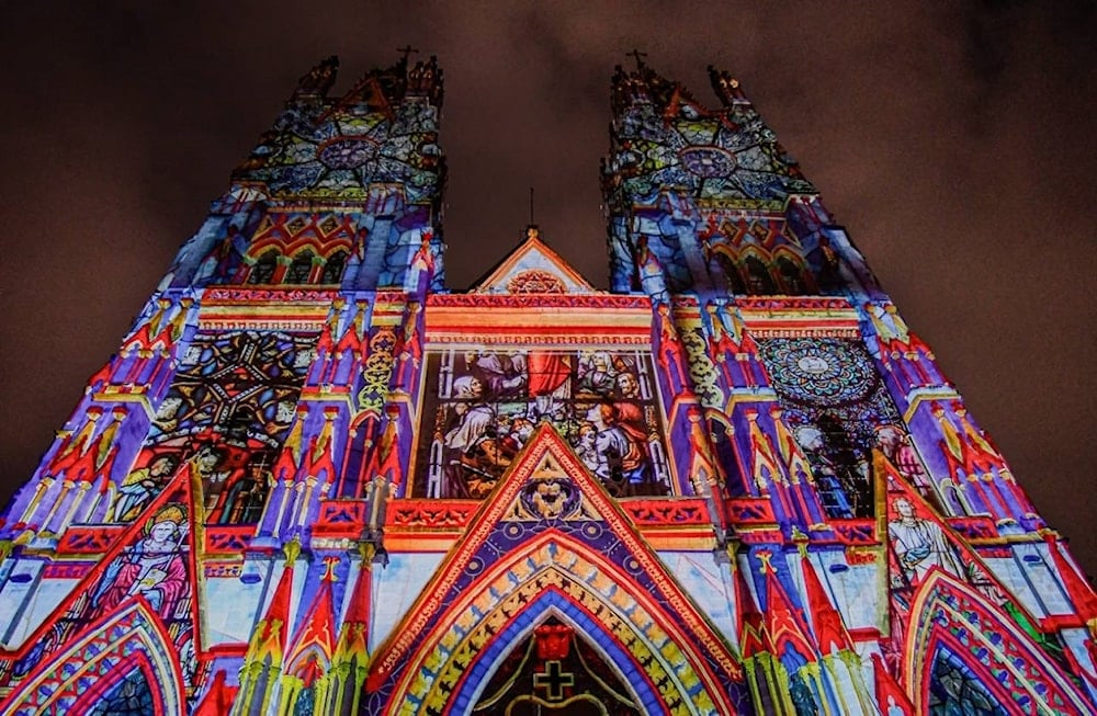Festival Luz de América ilumina Quito, Ecuador
