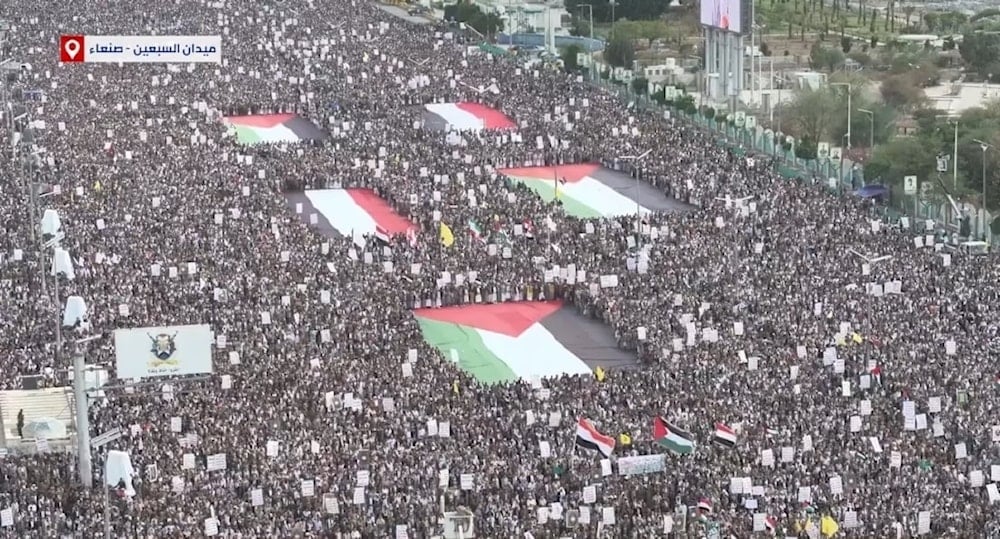 Una marcha popular masiva en Saná en apoyo a Gaza