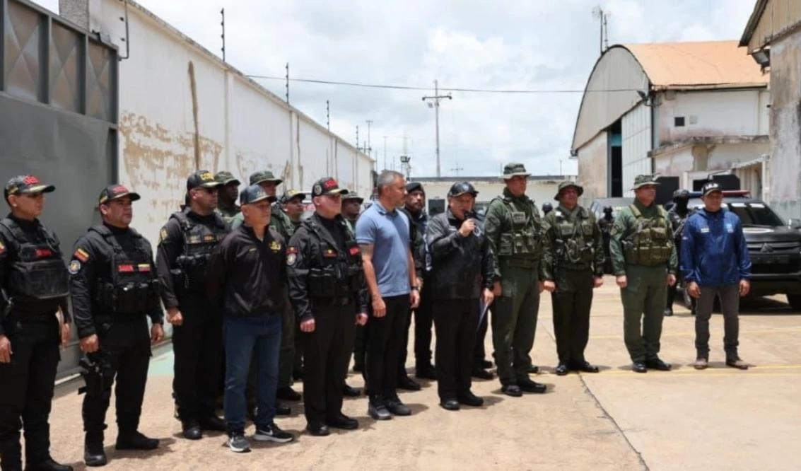 Cabello: !Debemos estar blindados de espíritu para responder a las agresiones del imperialismo" (Foto MPPRIJP) Cabello: !Debemos estar blindados de espíritu para responder a las agresiones del imperialismo" (Foto MPPRIJP)