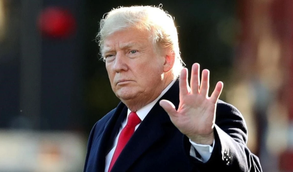 Trump propone eliminar el voto por correo y las máquinas de votación