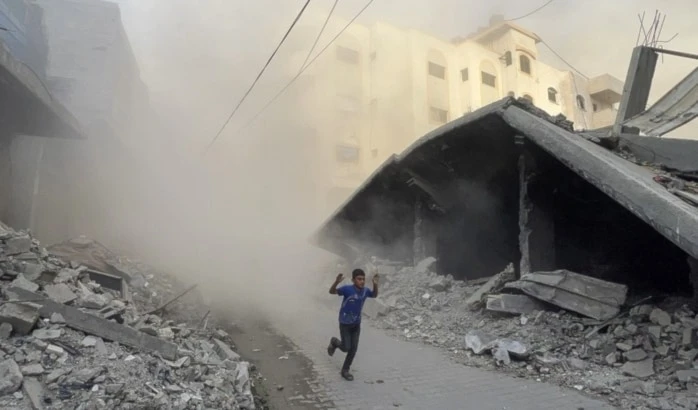 Los ataques aéreos masivos contra Gaza han destruido todo el enclave y quitado la vida a decenas de niños. (Foto: AFP)