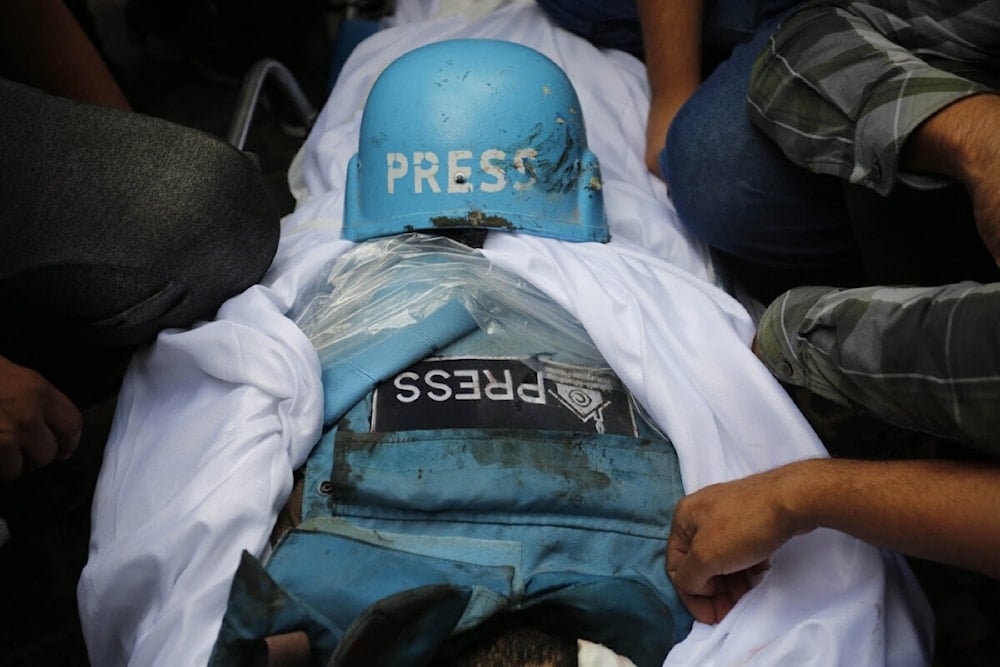 Los periodistas cubanos exigieron el cese inmediato del genocidio y el respeto a los acuerdos internacionales que protegen el trabajo de los periodistas en zonas de conflicto.