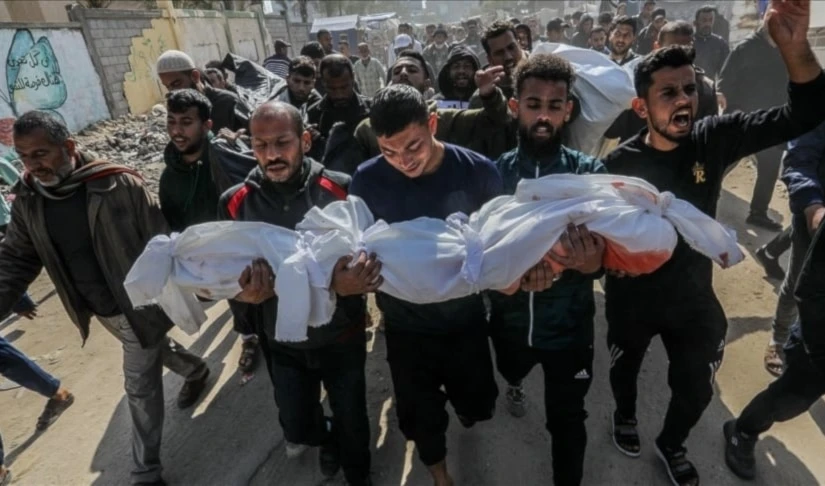 Empleados de la ONU pidieron a Türk romper la ambigüedad diplomática y reconocer de manera formal las acciones de "Israel" como genocidio. Empleados de la ONU pidieron a Türk romper la ambigüedad diplomática y reconocer de manera formal las acciones de "Israel" como genocidio.