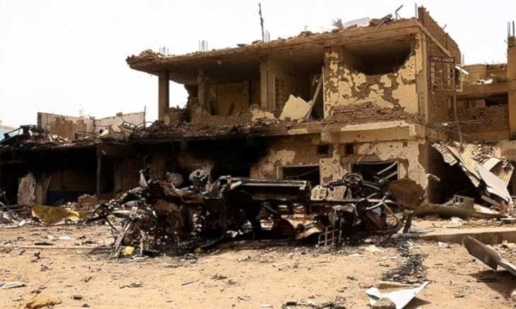 FAR bombardean El-Fasher en Sudán.