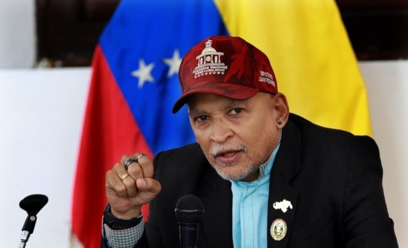 Venezuela está preparada para una escalada ofensiva. Cada calle y cada casa se convertirán en un campo de batalla si intentan agredirnos, dijo el diputado Juan Romero. 