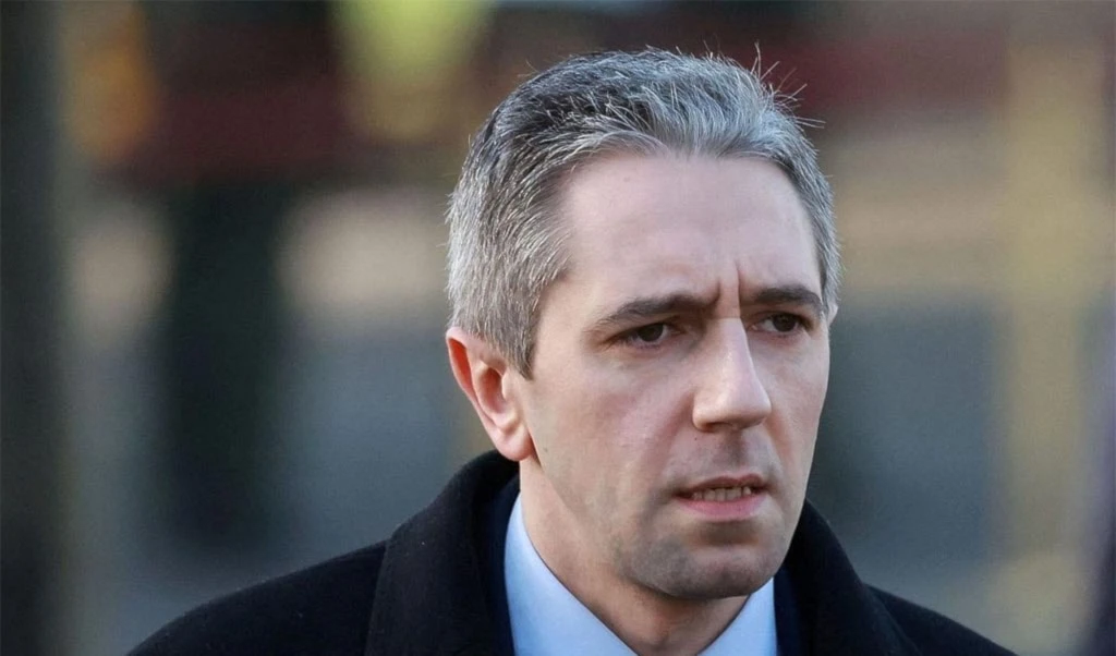 El ministro de Asuntos Exteriores de Irlanda, Simon Harris, llamó a pasar de condenas a acciones concretas.