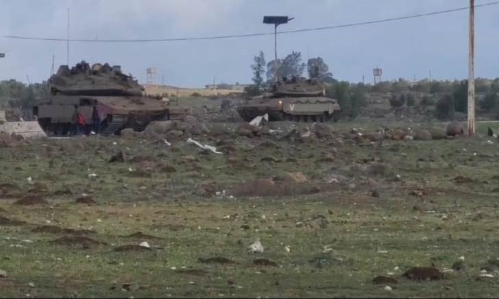 Fuerzas de ocupación israelíes avanzan hacia la zona rural siria