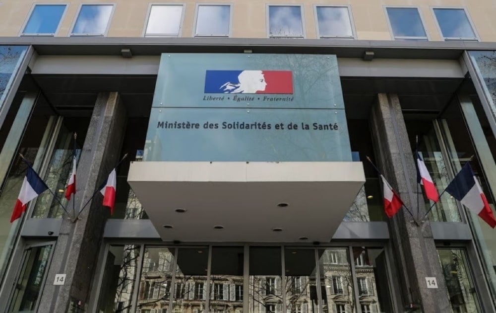 Francia pide a sus hospitales que se preparen para la guerra
