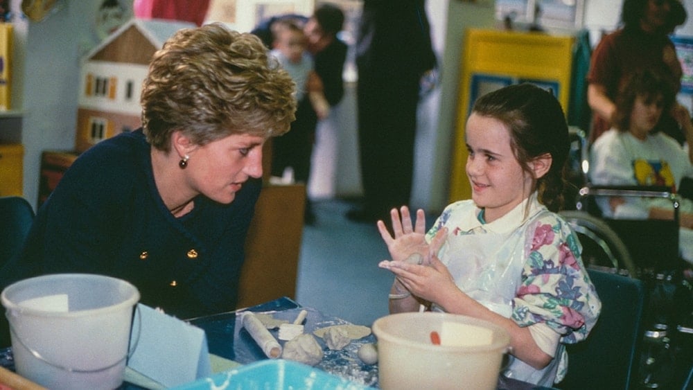 La princesa de Gales durante una visita al hospital Great Ormond Street en 1991. 