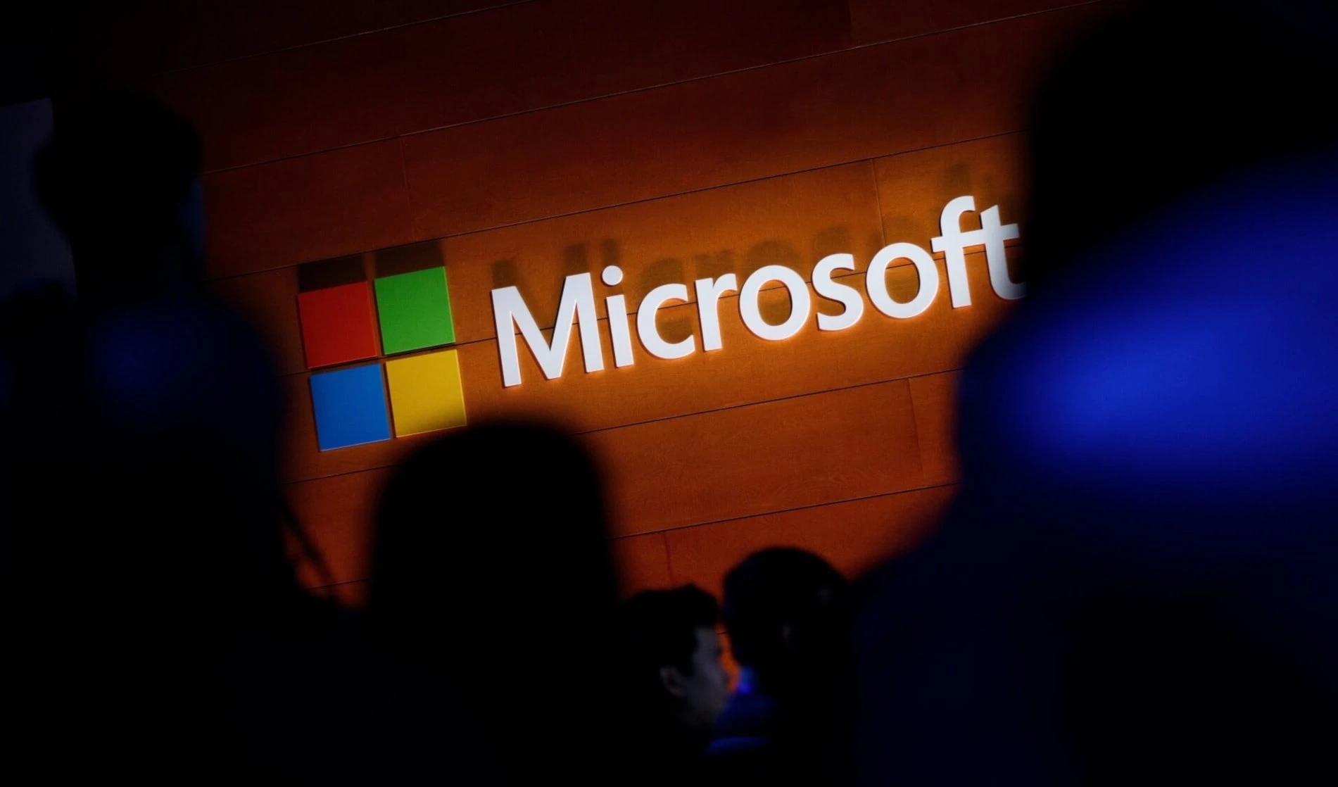 Microsoft despide a empleados que protestar contra "Israel"