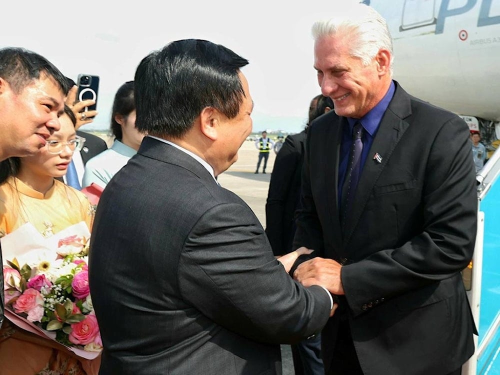 Díaz-Canel fue recibido en el Aeropuerto Internacional de Hanói por el miembro del Buró Político del Partido Comunista de Vietnam (PCV), Nguyen Xuan Than