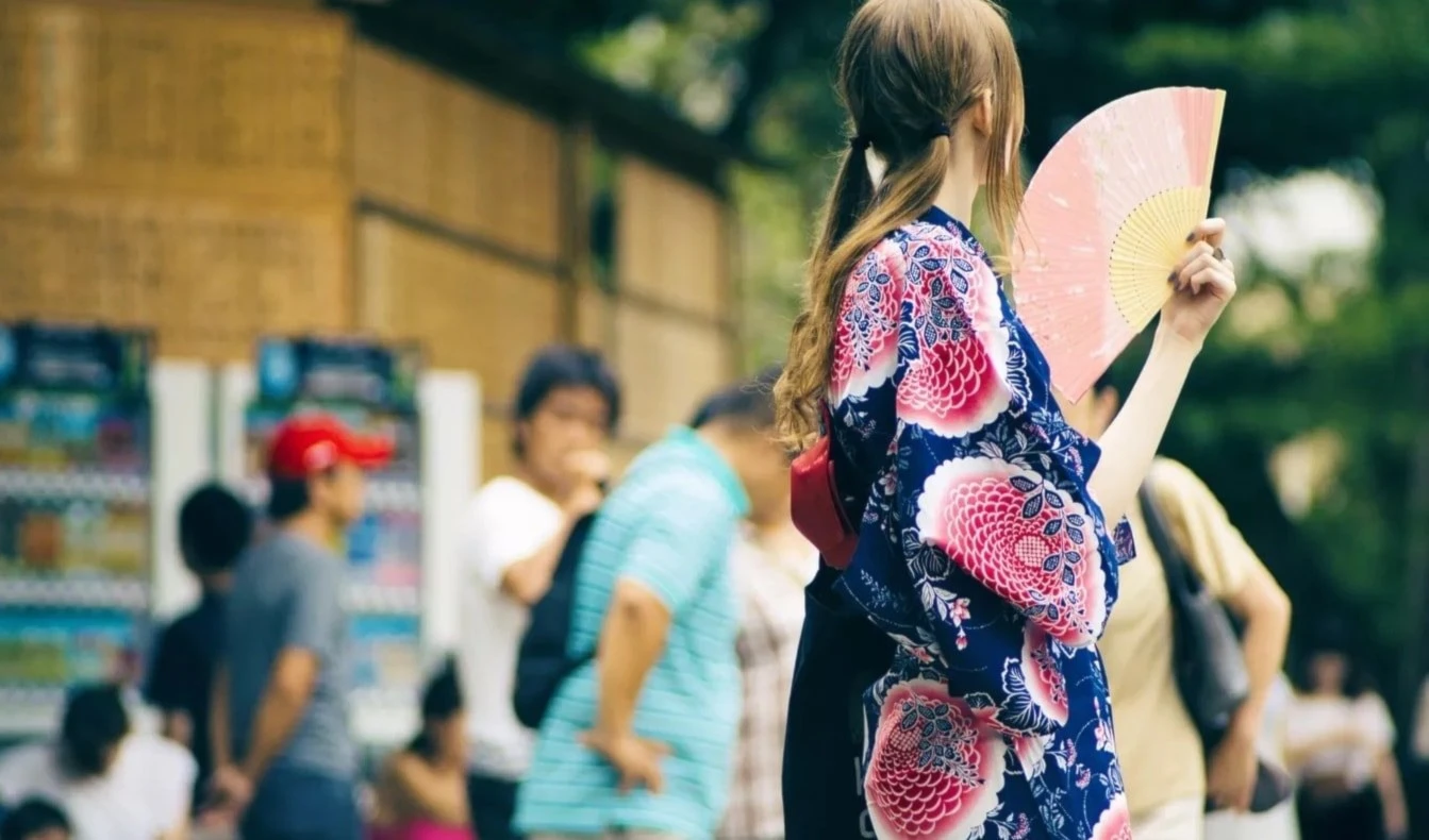 Calor extremo acelera el envejecimiento biológico. Foto: Unsplash.