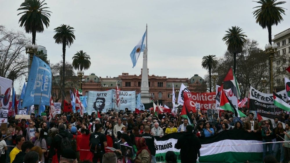 Reprimen en Argentina manifestación a favor del pueblo palestino. Foto: Resumen Latinoamericano