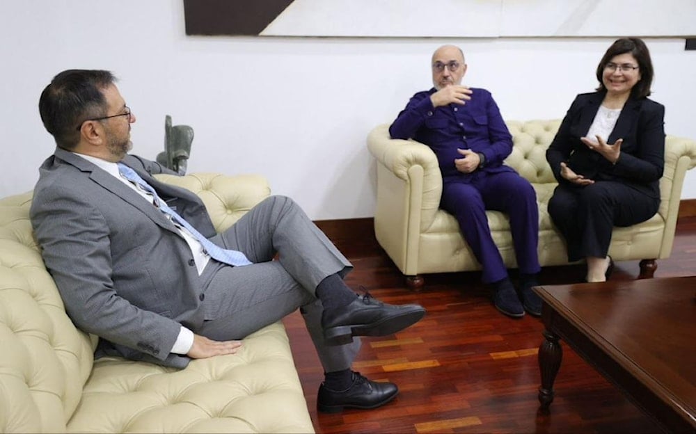 Canciller de Venezuela destaca labor informativa de Al Mayadeen