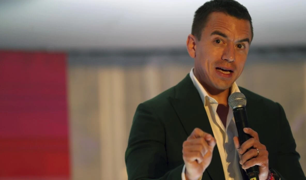 Gobierno de Ecuador impulsa instalación de bases militares extranjeras