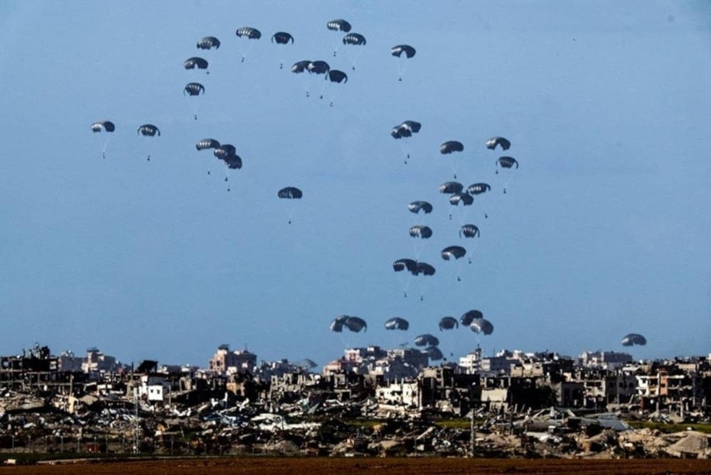 Reportan víctima mortal en Gaza en medio de lanzamiento de ayuda