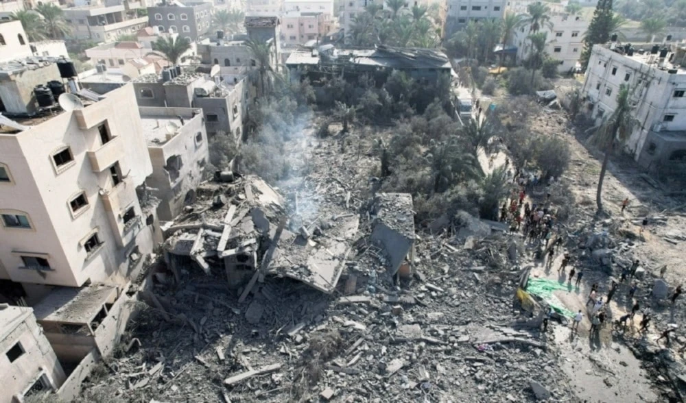 Según las estadísticas del Ministerio de Salud en Gaza, la agresión israelí provocó  63 mil 557 mártires y 160 mil 660 heridos desde el 7 de octubre de 2023.