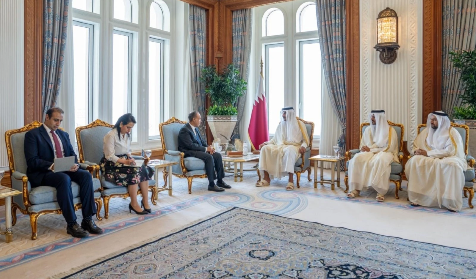 La flagrante agresión socava la seguridad colectiva árabe, señaló el jefe de la diplomacia egipcia. La flagrante agresión socava la seguridad colectiva árabe, señaló el jefe de la diplomacia egipcia.